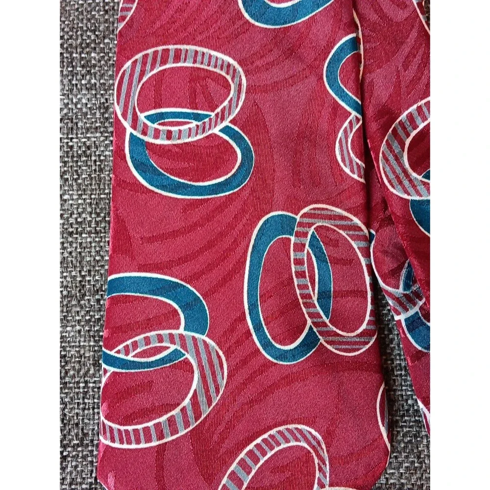 Tie 70s 80s 90s Y2K Mens Van Heusen Red Blue White 3.5 Wide 57 Long